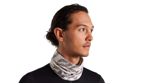 Pescoceira Lightning Specialized